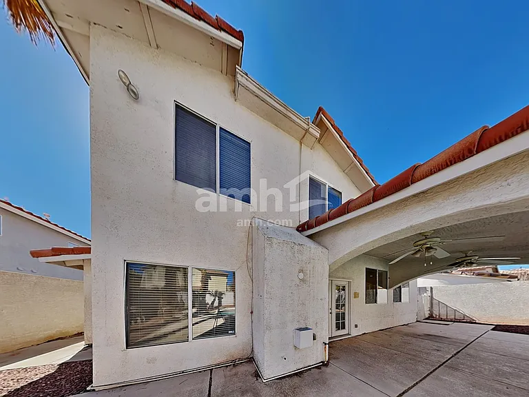 2678 African Violet Ave — Photo 25