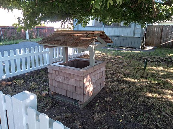 3rd image of 3464 School St