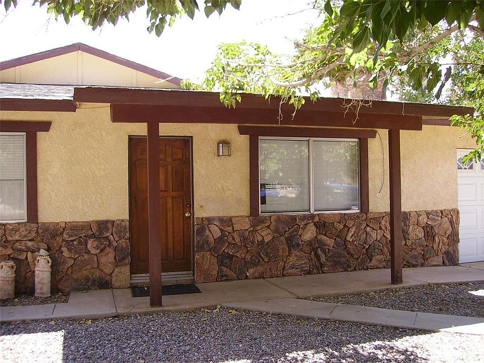 1st image of 15555 Jasmine St