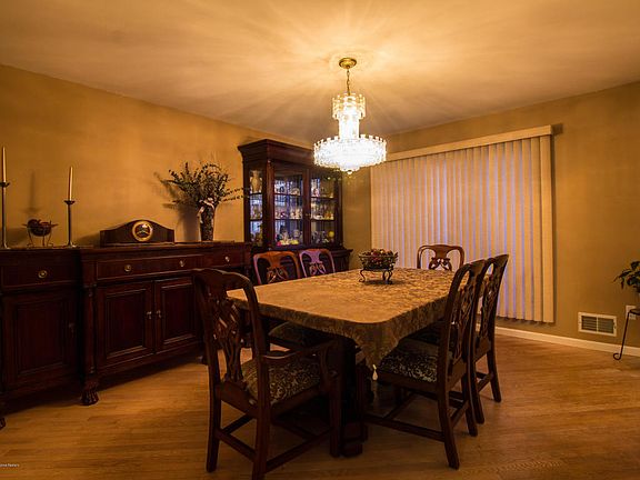 5th image of 790 High Meadow Dr