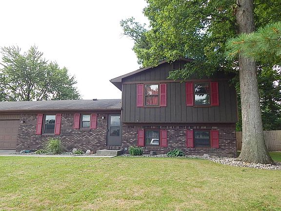 5th image of 417 Greenwood Trl