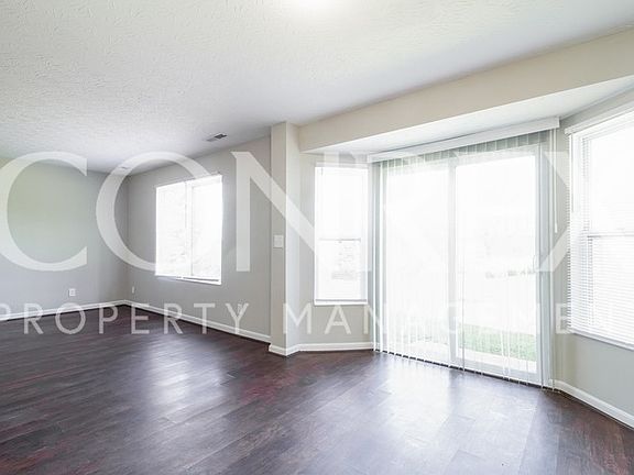 4th image of 9234 Hawksridge Dr