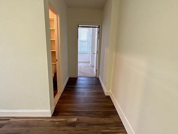 4th image of 3253 N Park Ave Floor 2