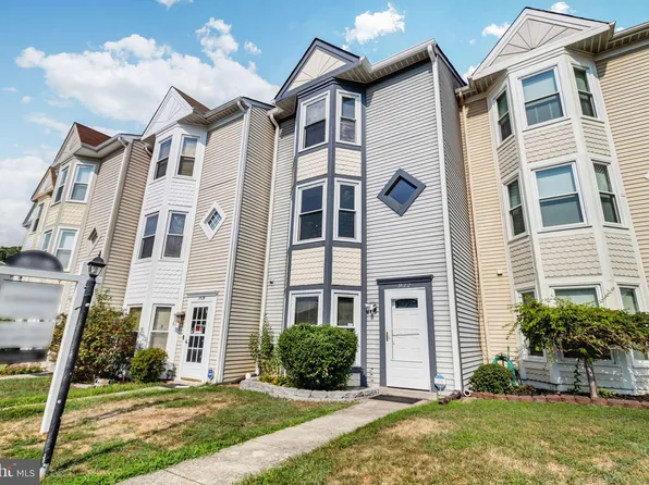 3422 Caledonia Cir, Woodbridge, VA 22192