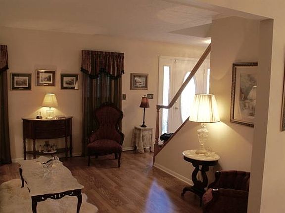 4th image of 1745 Promontory Dr