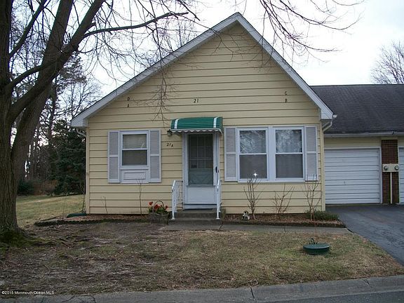 2nd image of 21 Lexington Drive #A