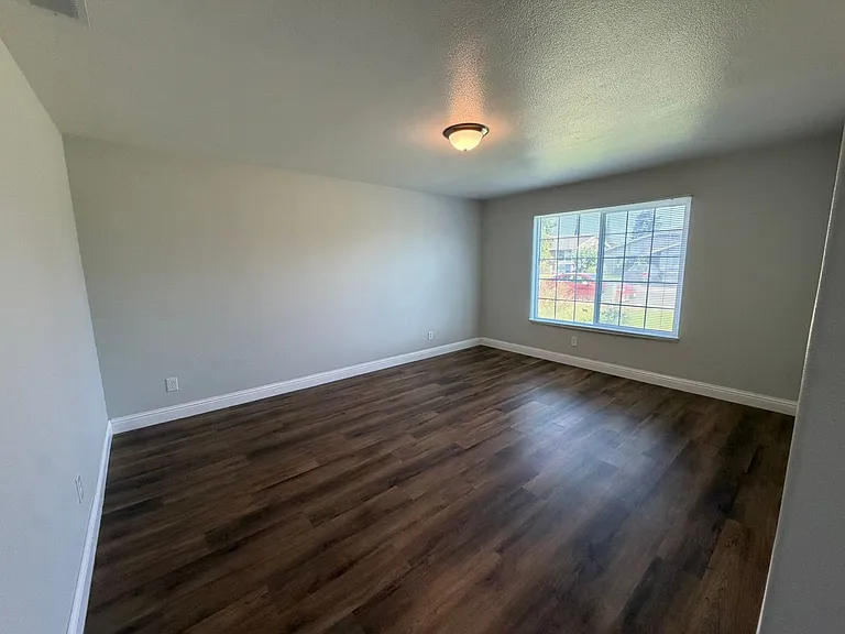 8267 Moorhaven Way — Photo 2