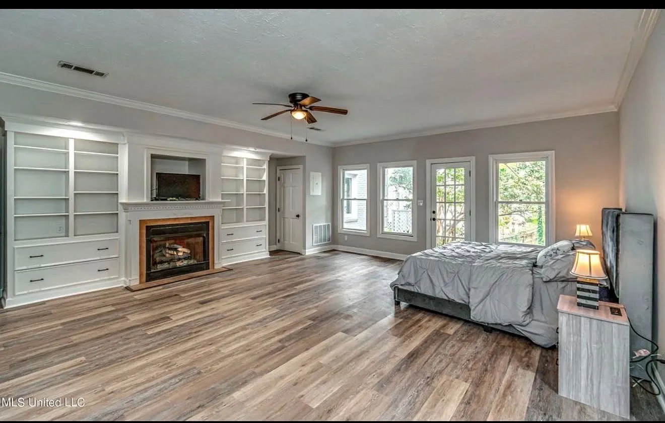 4 bed, 3697 sqft, $3,400 — Photo 3
