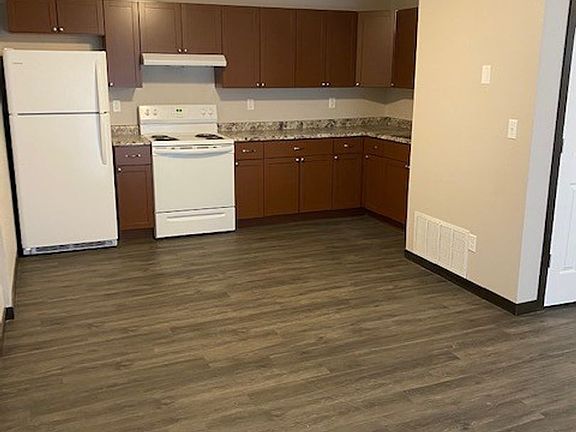 2nd image of 1648-1688 5th St #1648-2