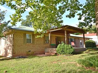 1812 Wehr Dr, Guthrie, OK 73044