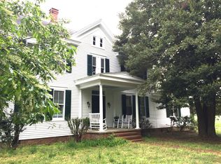 2002 Ocran Rd, White Stone, VA 22578