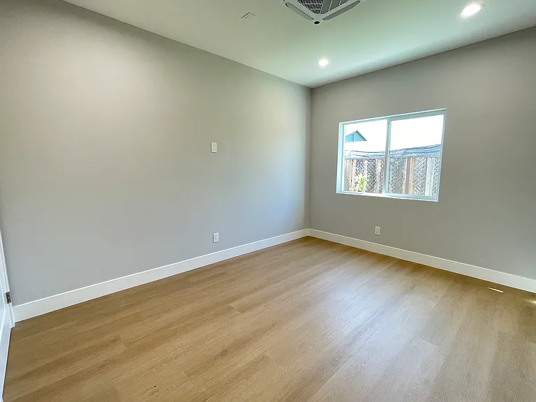 1894 Wesley Ct #2 — Photo 6