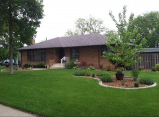 2504 S Cypress St, Sioux City, IA 51106