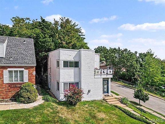 3rd image of 6601 Sutherland Ave