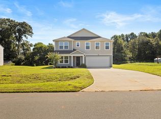 2121 Wildwind Dr, Graham, NC 27253