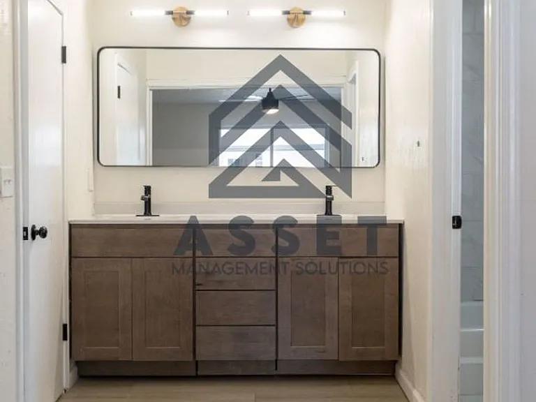 801 Cogswell Cir — Photo 21