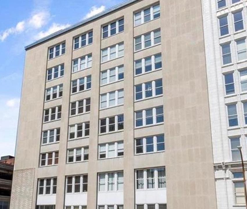 1st image of 1511 Locust St APT 607