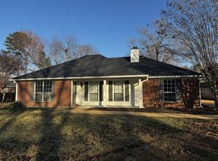 108 Oak Grove Dr, Brandon, MS 39047
