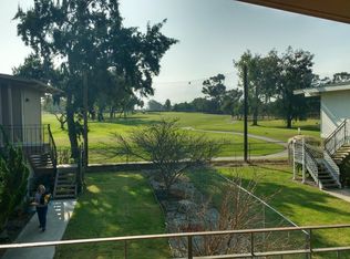 5542 Fernhill Cir #B, Huntington Beach, CA 92649