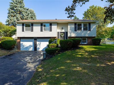 852 Bridle Ln, Webster, NY, 14580