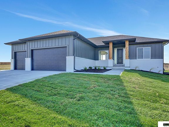 2nd image of 8801 Dragonfly Ln