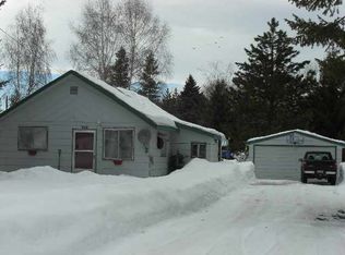 110 W 6th St, Deer Park, WA 99006