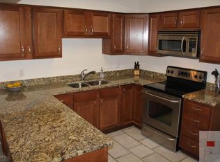 3969 Meek Dr, Jacksonville, FL 32277