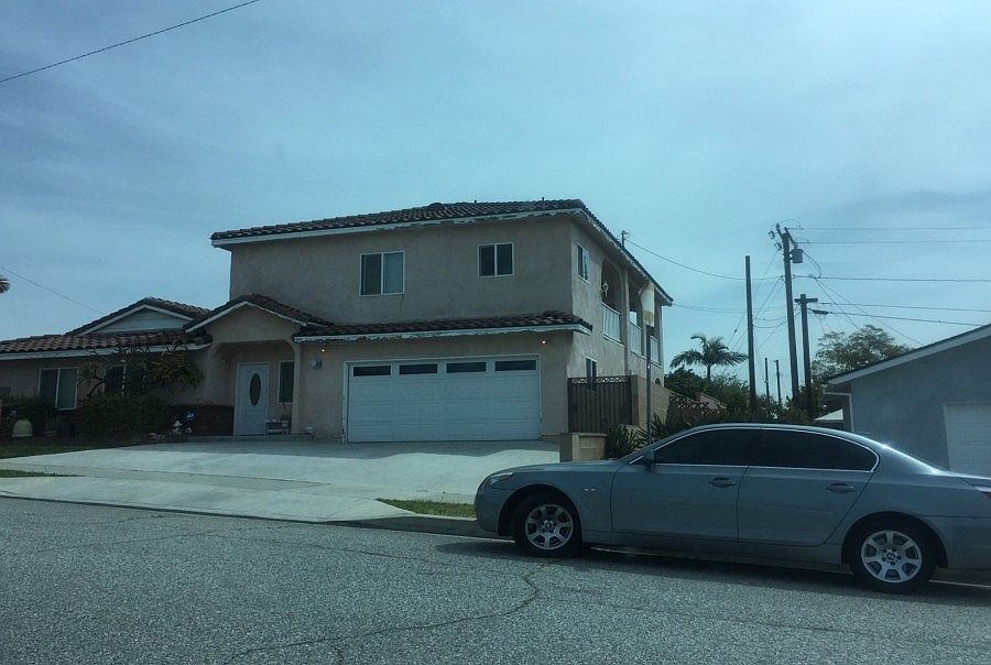 2nd image of 952 N Sanchez St