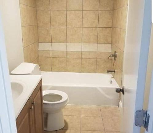 4th image of 4746 Tacoma St #3