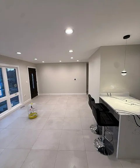 8201 N Elmore St — Photo 1