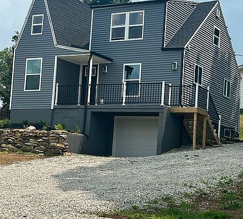 2nd image of 10676 Emerson Ave