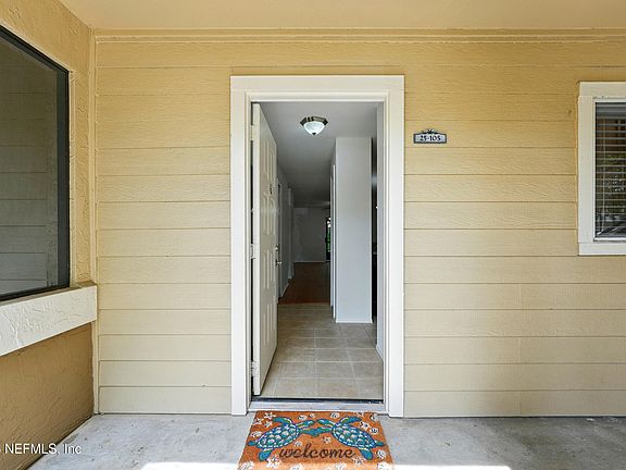2nd image of 25 ARBOR CLUB Drive #105