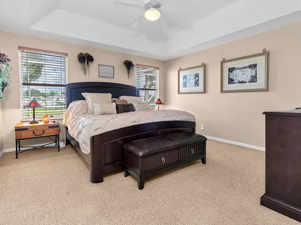 130 Hamilton Terrace, Royal Palm Beach, FL 33414