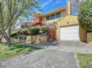 207 NW Ellis Ave, Pendleton, OR 97801