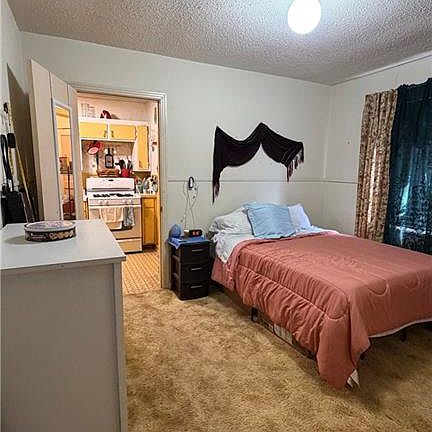 3rd image of 5116 Broadmoor Ct