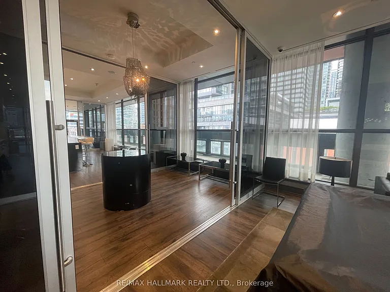 290 Adelaide St W #3509 — Photo 46