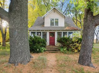 33756 Hastings St NE, Cambridge, MN 55008