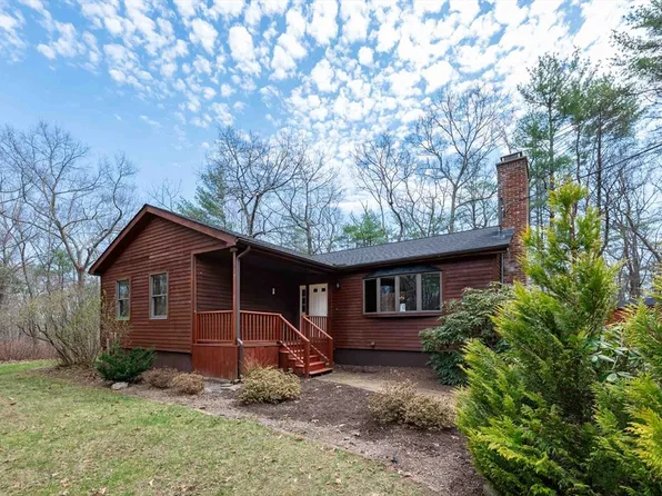 925 Muddy Brook Rd, Hardwick, MA 01082