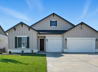 1375 White Cliffs St, Middleton, ID 83644