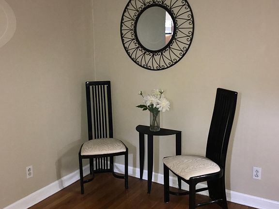 2nd image of 3579 Zumstein Ave APT 3