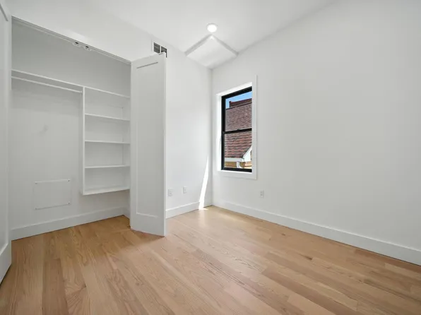 59 Waverly Street image 19 of 28