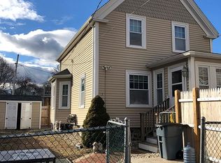 17 1/2 Ayer St, Peabody, MA 01960