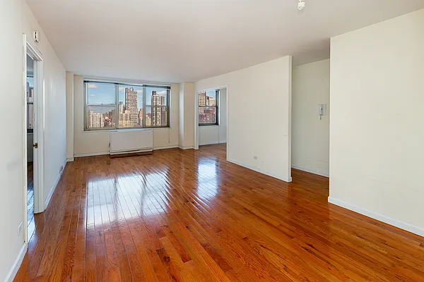 Rented by Corcoran | media 2
