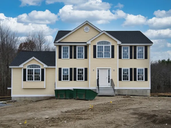 20 Esther Way #11, Dracut, MA 01826