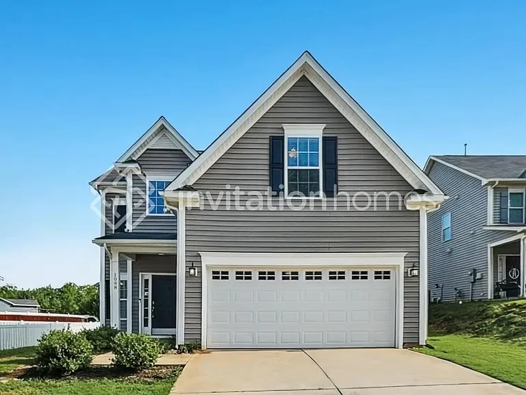 1088 Lakemont Dr — Photo 1