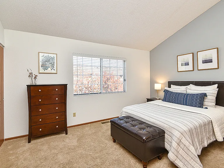 Bass Lake Hills Townhomes — Photo 12