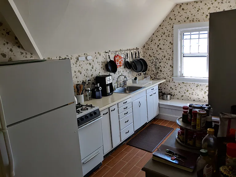 602 Market St — Photo 11