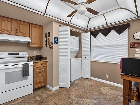 3rd image of 7640 NW 18TH Street #105