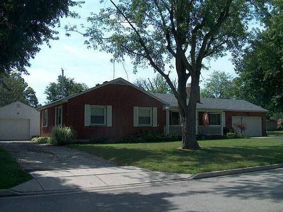 1st image of 14 Norris Dr