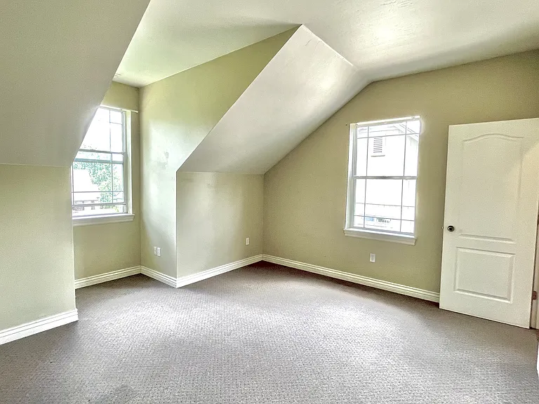 498 Twelve Oaks Dr #1 — Photo 7